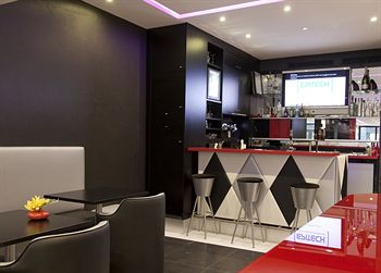 Hotel Bar