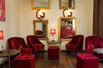Hotel Bar