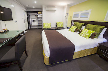 Guestroom