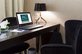 In-Room Business Center