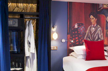 Guestroom