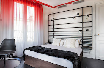 Guestroom