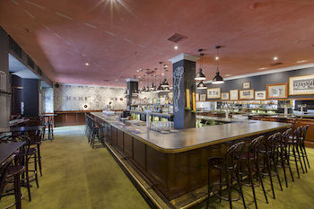 Hotel Bar