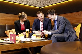 Hotel Lounge