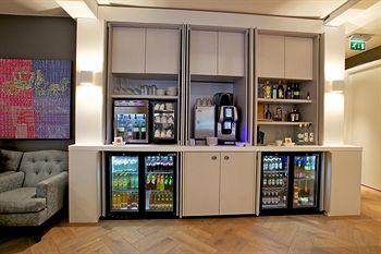 Snack Bar