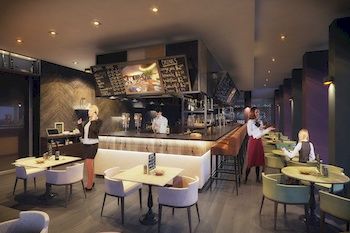 Hotel Bar