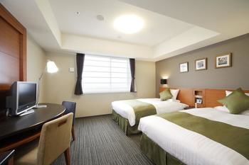 Hotel-MyStays-Kyoto-Shijo-Guest-Room