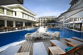 Sundeck