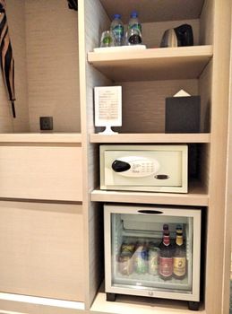 Mini-Refrigerator