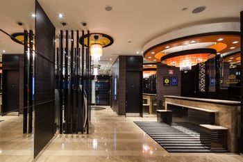 Hotel Bar