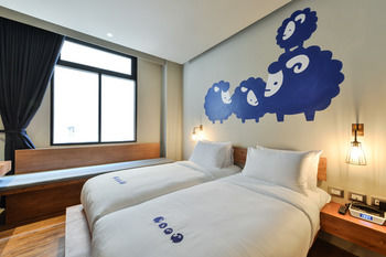 Guestroom