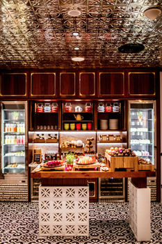 Snack Bar