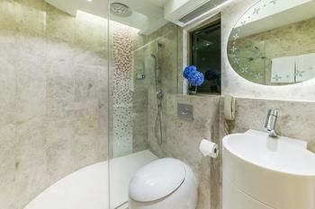 Hotel-Pravo-Hong-Kong-Bathroom
