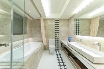 Hotel-Pravo-Hong-Kong-Bathroom