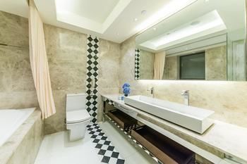 Hotel-Pravo-Hong-Kong-Bathroom