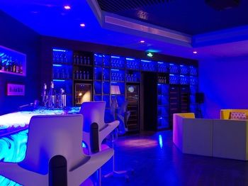 Hotel Bar