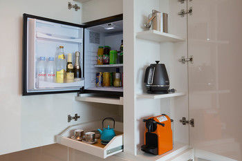Mini-Refrigerator