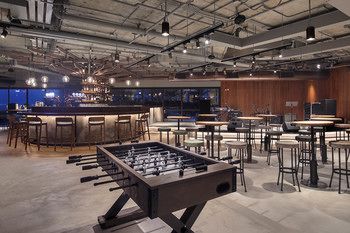 Hotel Bar