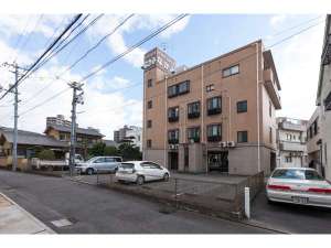 Nakami商務飯店 Business Hotel Nakami