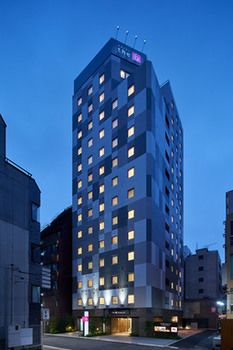 Hotel Front - Evening/Night