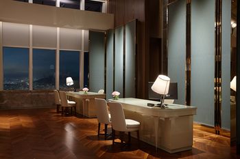 Concierge Desk