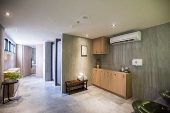 Steam Room
