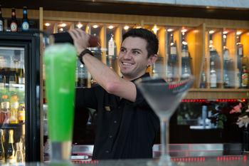 Hotel Bar
