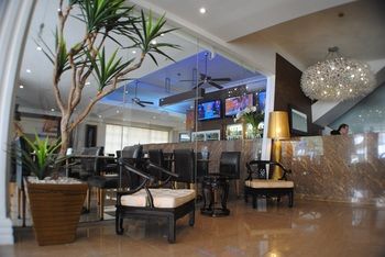 Hotel Bar