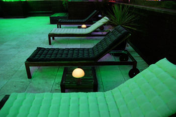 Sundeck