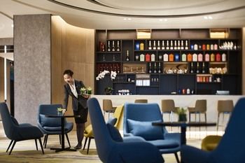 Hotel Lounge
