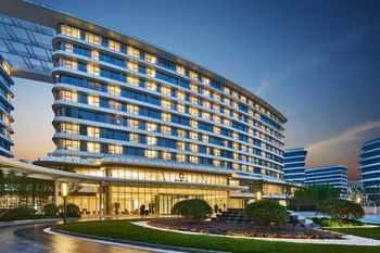 Hotel Front - Evening/Night