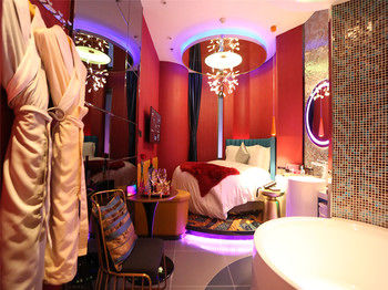 Guestroom