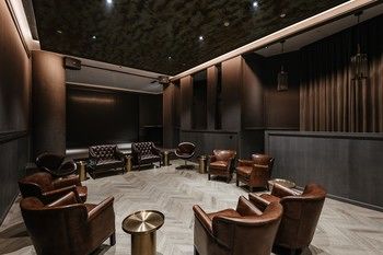 Executive Lounge