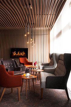 Hotel Lounge