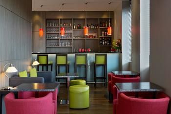 Hotel Bar
