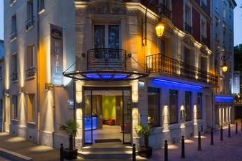 Hotel Front