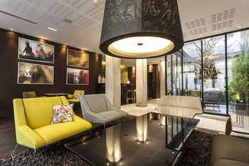 Executive Lounge