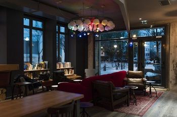 Hotel Bar