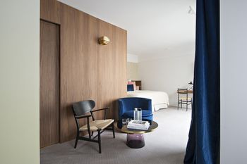 Guestroom
