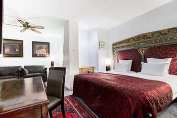 Guestroom