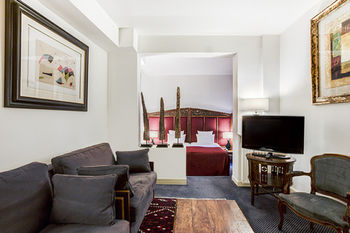 Guestroom