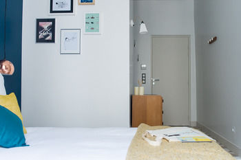 Guestroom