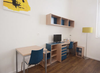 In-Room Business Center
