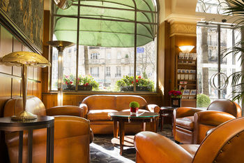 Hotel Lounge