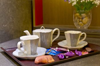 Room Service - Dining