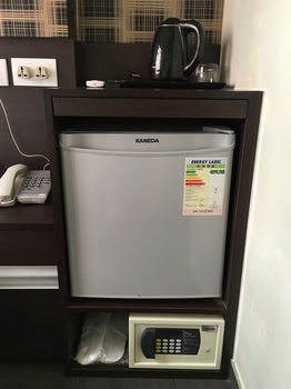 Mini-Refrigerator