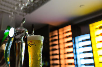 Hotel Bar
