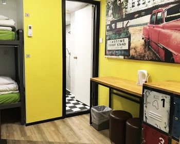Guestroom