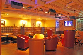 Hotel Lounge