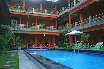朗姆邦薩里飯店 Lumbung Sari Hotel